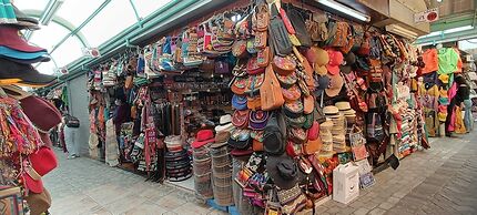 Filatelia Suites & Travel