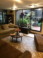 Filatelia Suites & Travel