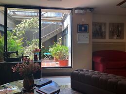 Filatelia Suites & Travel