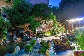 Phoenix Hotspring Resort