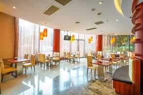 Phoenix Hotspring Resort