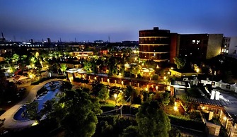 Phoenix Hotspring Resort