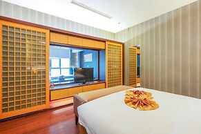 Phoenix Hotspring Resort