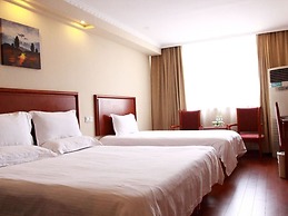 GreenTree Inn Huaian Chuzhou Avenue Zhou Enlai Memorial Hall Hotel