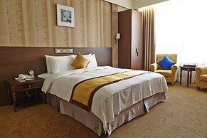 Royal Chiayi Hotel