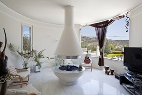 Villa Kokalis Resort