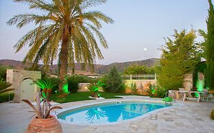 Villa Kokalis Resort