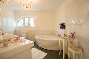 Villa Kokalis Resort