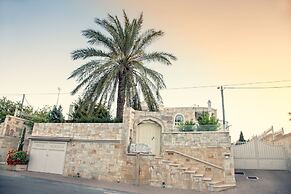 Villa Kokalis Resort