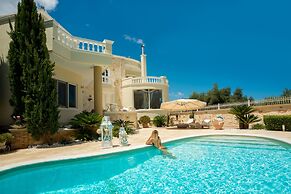 Villa Kokalis Resort