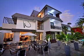 West Palm B&B Inn