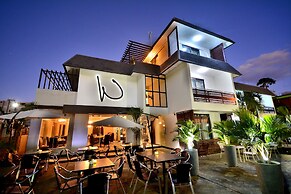 West Palm B&B Inn