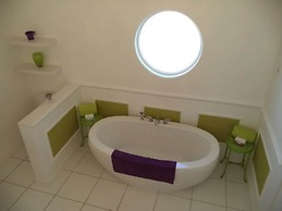 Enchanted Rainforest Guesthouse