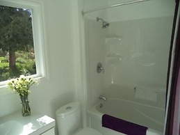 Enchanted Rainforest Guesthouse