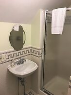 Nauvoo Grand Bed & Breakfast
