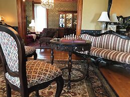 Nauvoo Grand Bed & Breakfast
