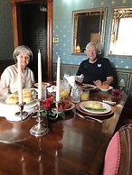 Nauvoo Grand Bed & Breakfast