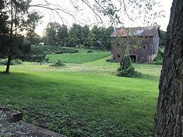 Nauvoo Grand Bed & Breakfast