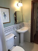 Nauvoo Grand Bed & Breakfast