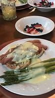 Nauvoo Grand Bed & Breakfast