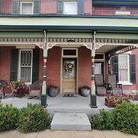 Nauvoo Grand Bed & Breakfast