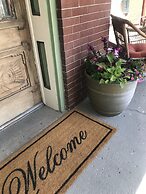 Nauvoo Grand Bed & Breakfast