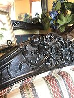 Nauvoo Grand Bed & Breakfast