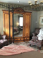Nauvoo Grand Bed & Breakfast