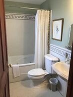 Nauvoo Grand Bed & Breakfast
