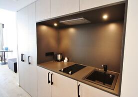 SUYTES Business Studios