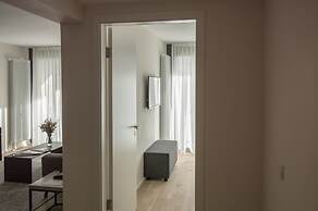 SUYTES Business Studios