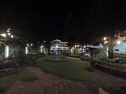 Tagaytay Country Hotel