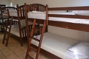 Tagaytay Country Hotel