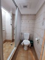 Tagaytay Country Hotel