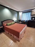 Tagaytay Country Hotel