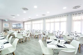 AMA Islantilla Resort