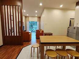 Iris House Resort & Apartment