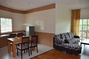 Iris House Resort & Apartment