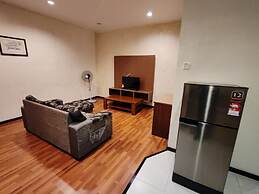 Iris House Resort & Apartment