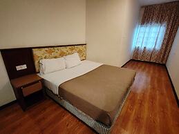 Iris House Resort & Apartment