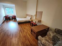 Iris House Resort & Apartment