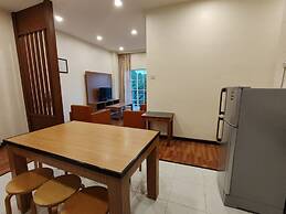 Iris House Resort & Apartment