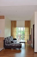 Iris House Resort & Apartment