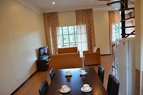 Iris House Resort & Apartment