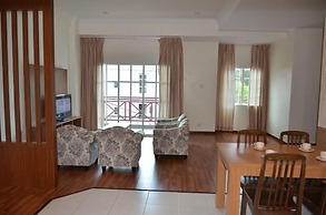 Iris House Resort & Apartment