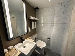 Citadines Connect Airport Jakarta