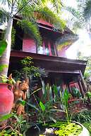 Ruen Kanok Thai House