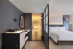 Moxy Chongqing