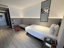 Moxy Chongqing