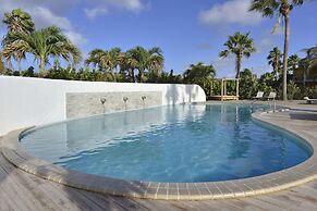 Chogogo Dive & Beach Resort Curacao